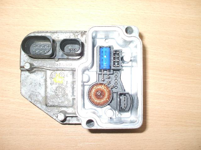 VOLVO XC90 D.E.M UNIT 2002-2005