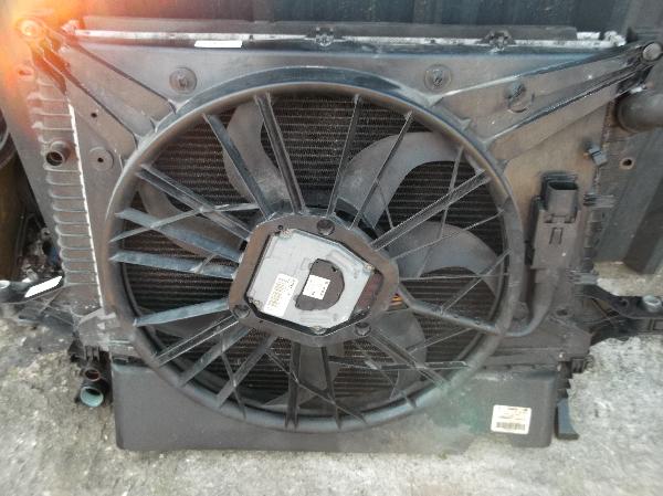 VOLVO XC90 D5 RADIATOR FAN AND MOTOR 2002-2010