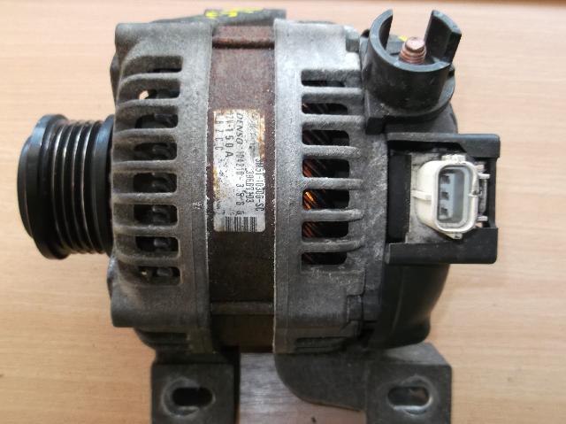 VOLVO V50 2.4 PETROL ALTERNATOR 2004-2010