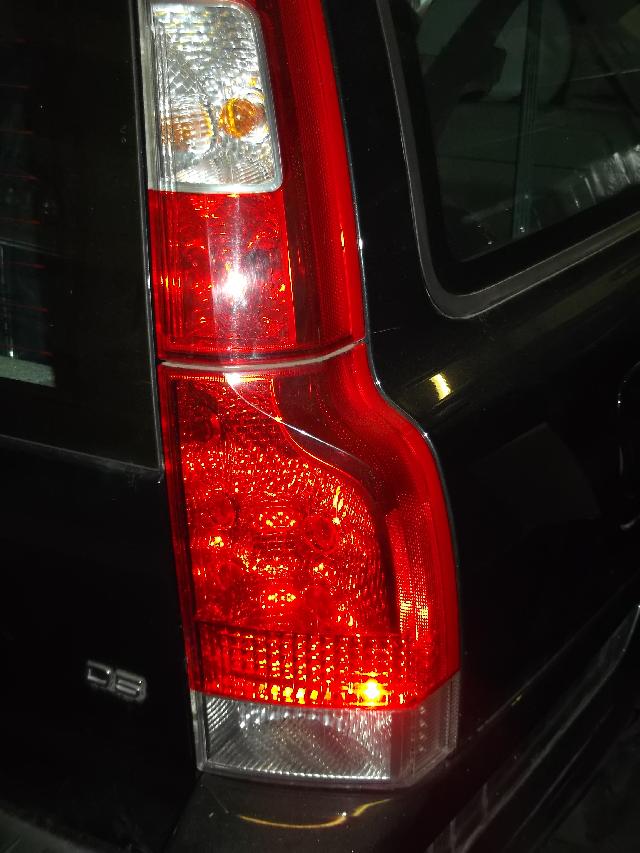 VOLVO V70 DRIVERS REAR LAMP 2005-2007