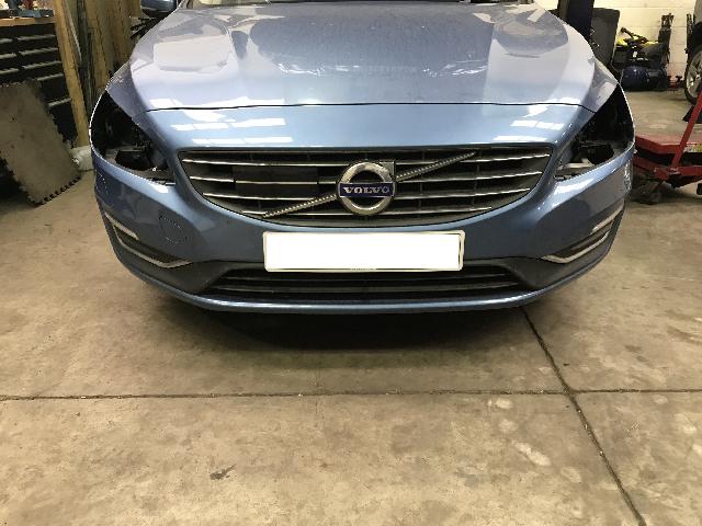 VOLVO S60 FRONT END COMPLETE 2013-2018