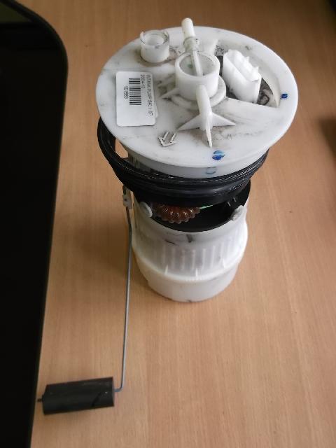 VOLVO V50 1.6 PETROL IN TANK PUMP 2004-2012
