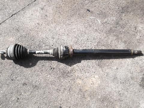 VOLVO V70 D5 MANUAL 5 SPEED DRIVERS DRIVESHAFT 2000-2005