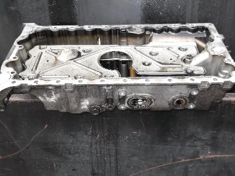 VOLVO V70 D5 SUMP PAN CLEANED READY TO FIT FOR 2001-2005 ENGINES ONLY